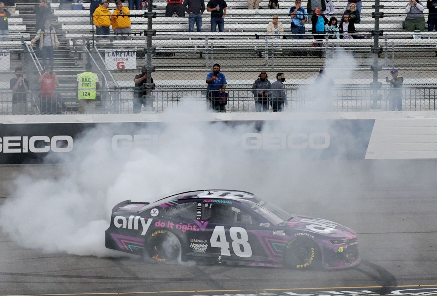 NASCAR Toyota Owners 400 at Richmond Raceway